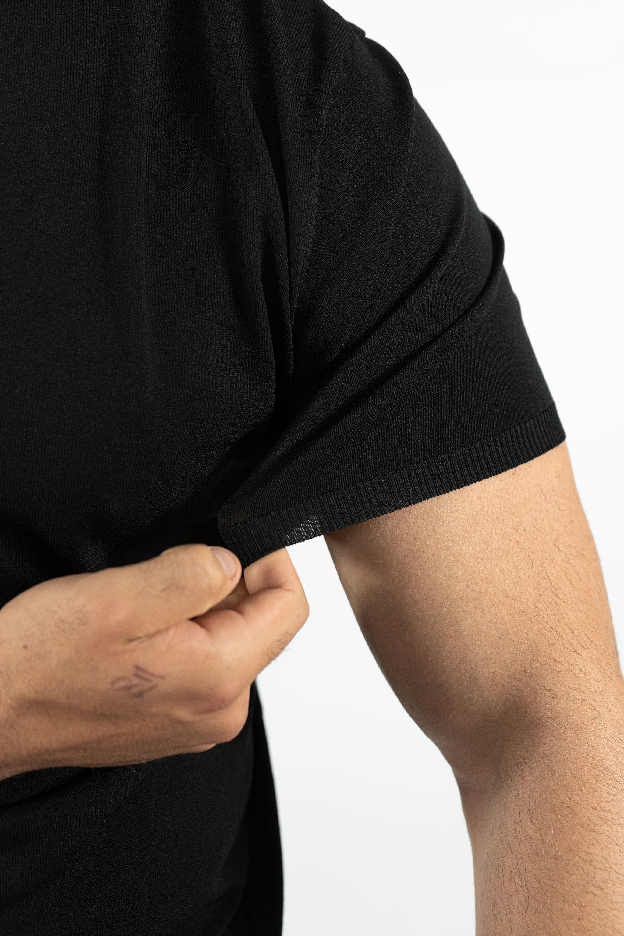 THE LUCA - KNITTED SLIM FIT T SHIRT (8722933612882)