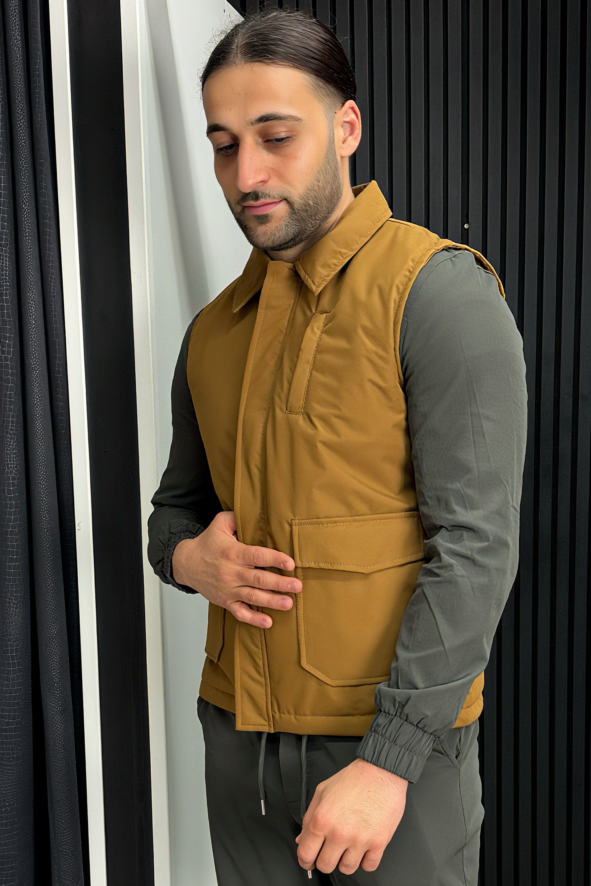 THE MONTARI GILET
