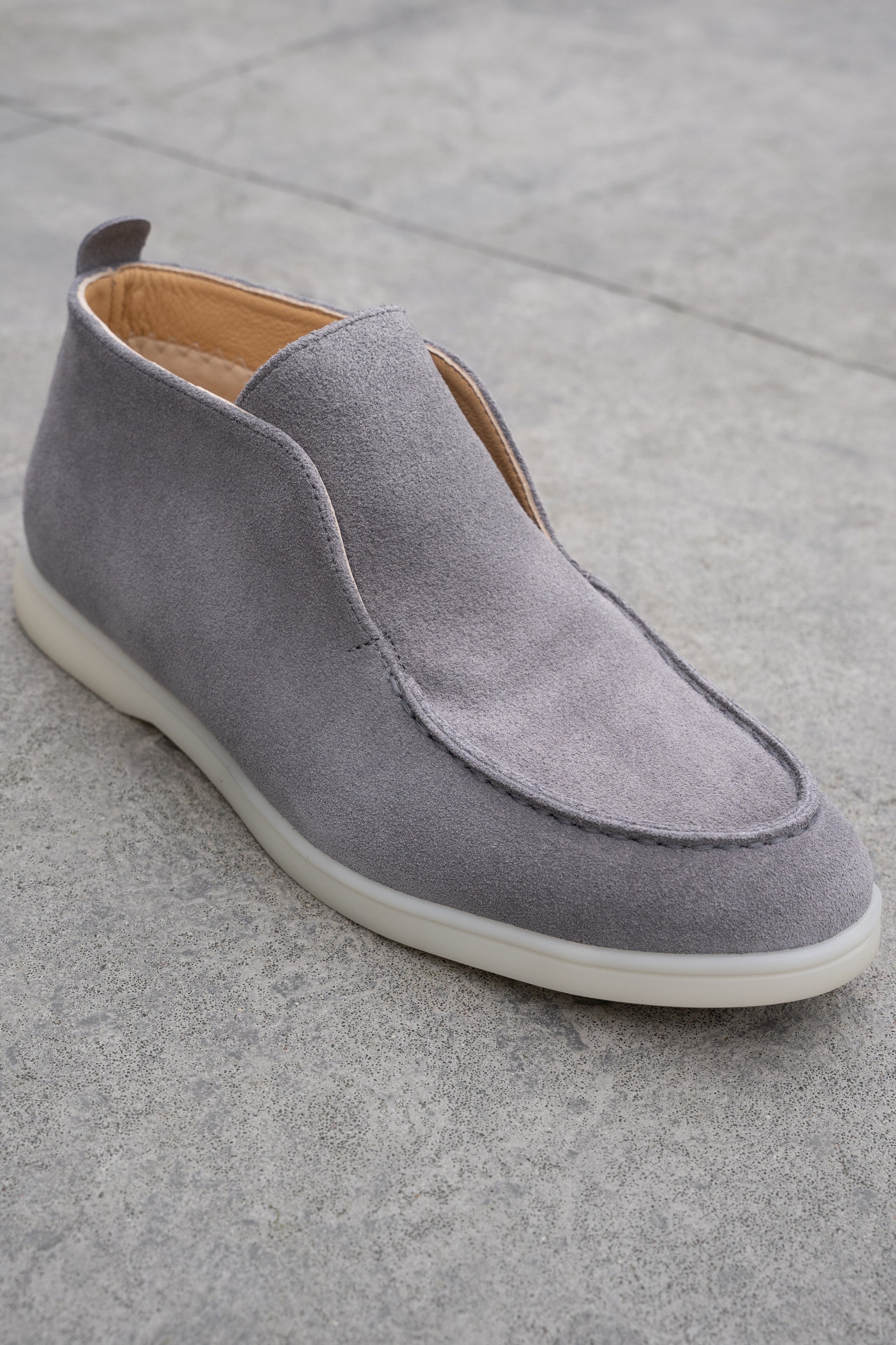THE ARONA SUEDE INSTAPPERS