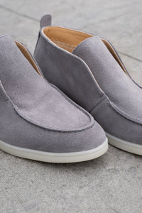THE ARONA SUEDE INSTAPPERS