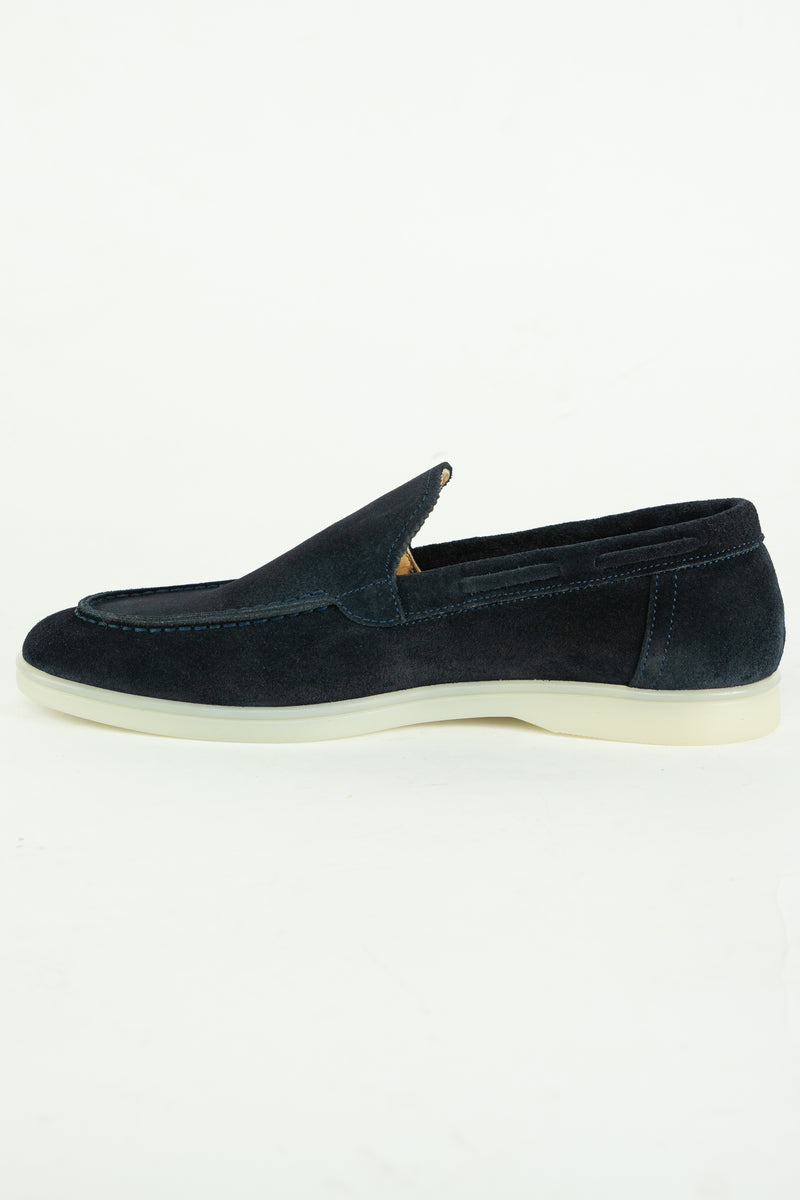 THE MENDOZA SUEDE LOAFER