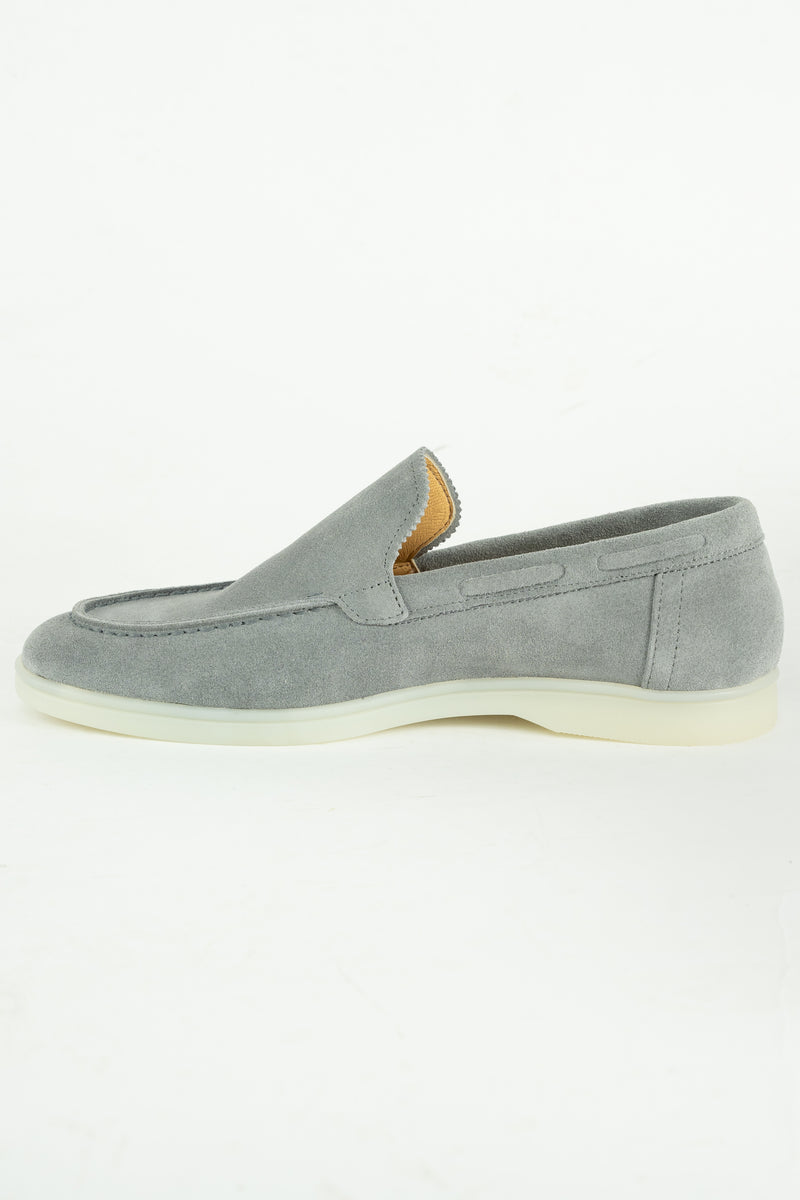 THE MENDOZA SUEDE LOAFER