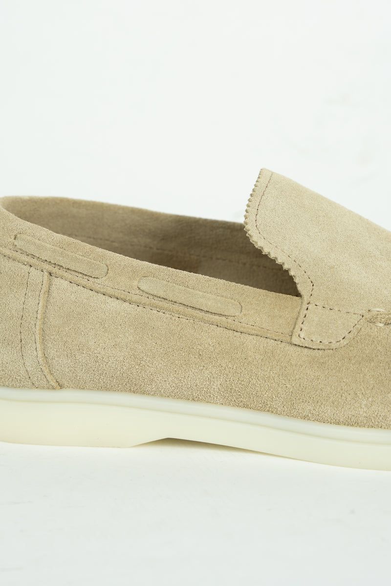 THE MENDOZA SUEDE LOAFER