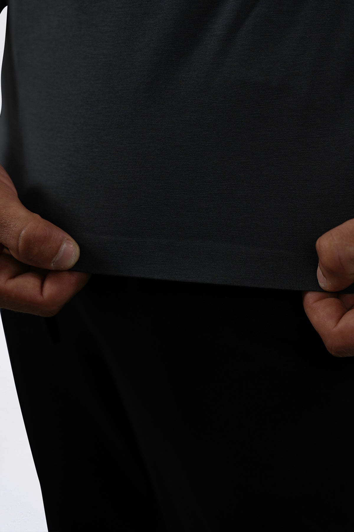 THE LAURO SEAMLESS T SHIRT