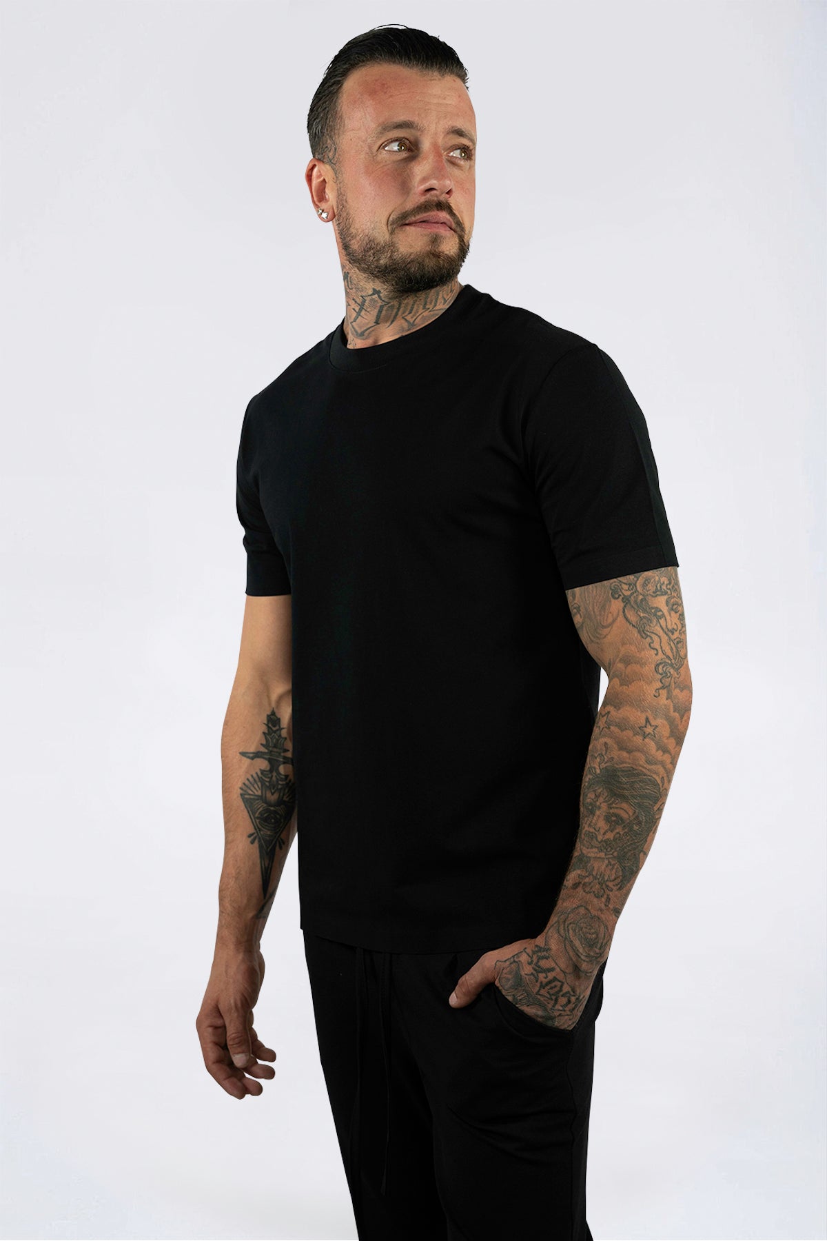 THE LAURO SEAMLESS T SHIRT