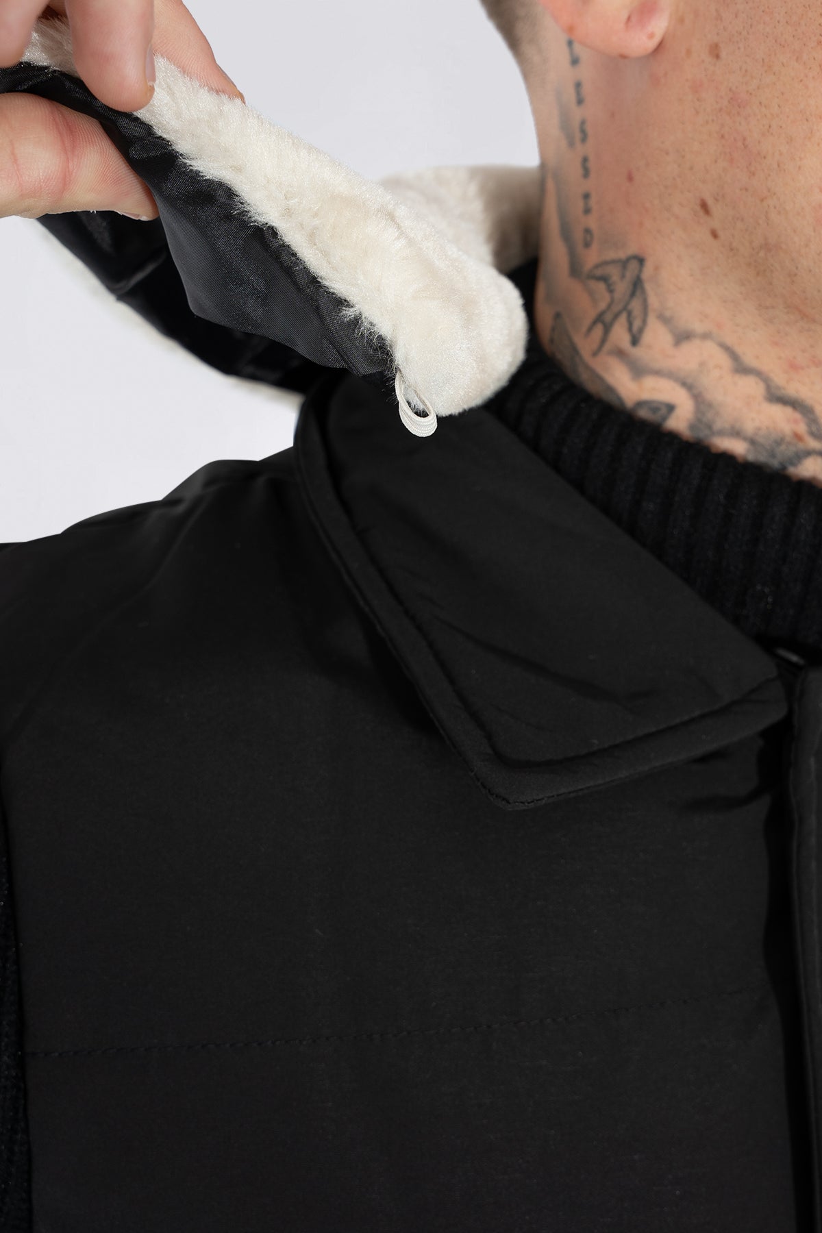 THE AVELINO FUR COLLAR BODYWARMER
