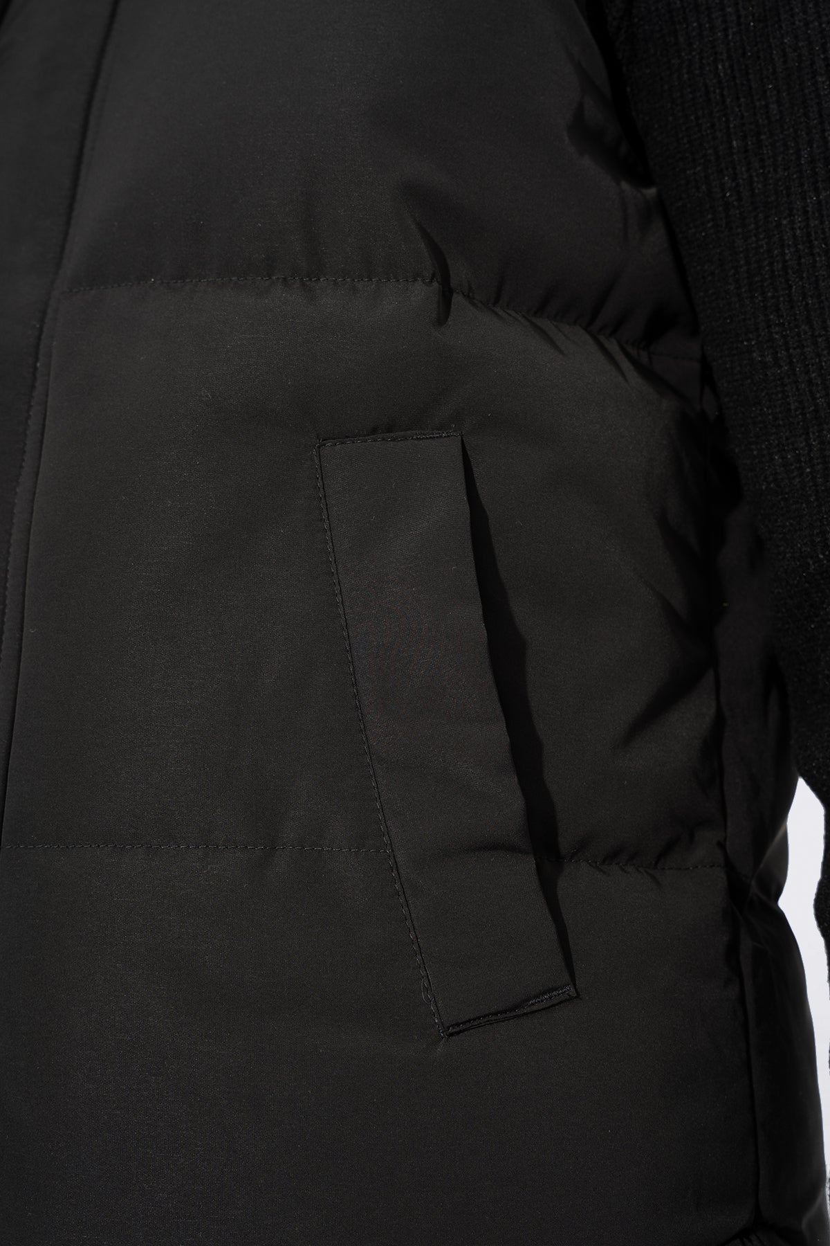 THE AVELINO FUR COLLAR BODYWARMER