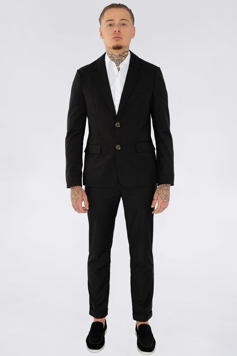 THE CAZORLA 2 PIECE SUIT