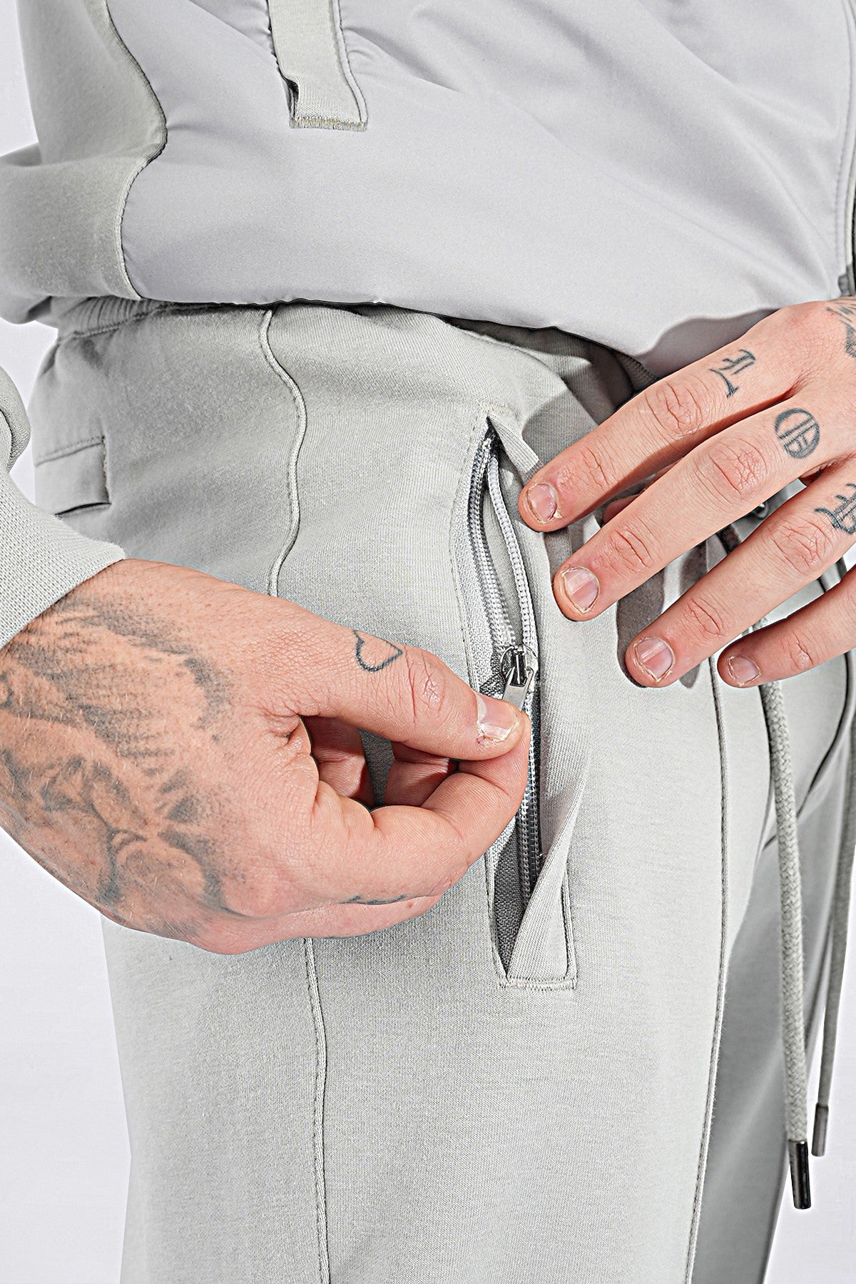 THE SANTONI SMART COMBISET