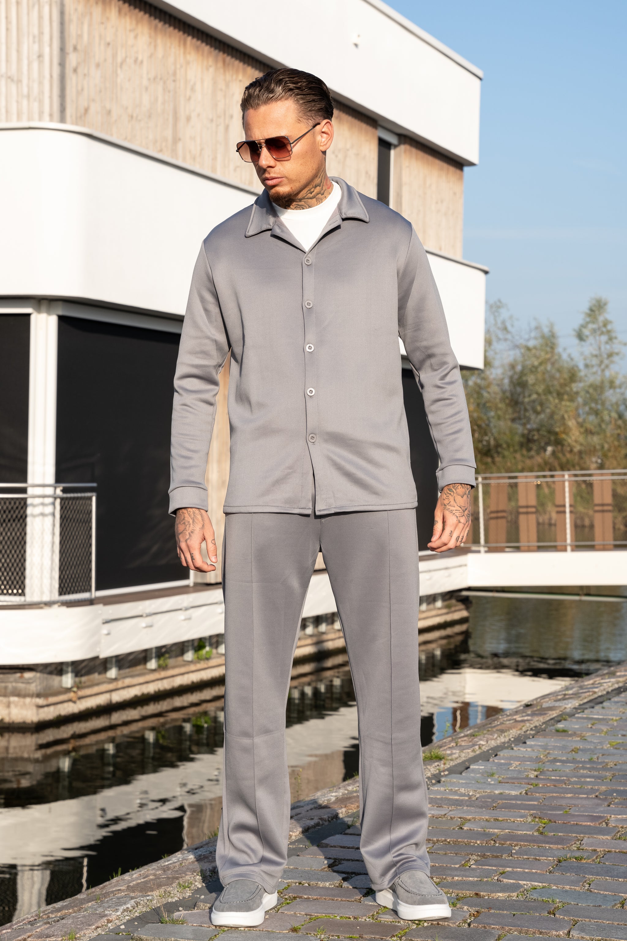 THE CASTRO GLANS SUIT