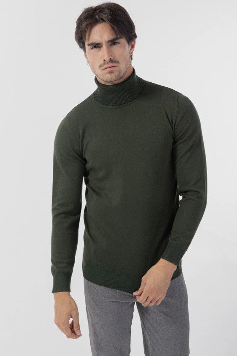 THE FERROL TURTLENECK