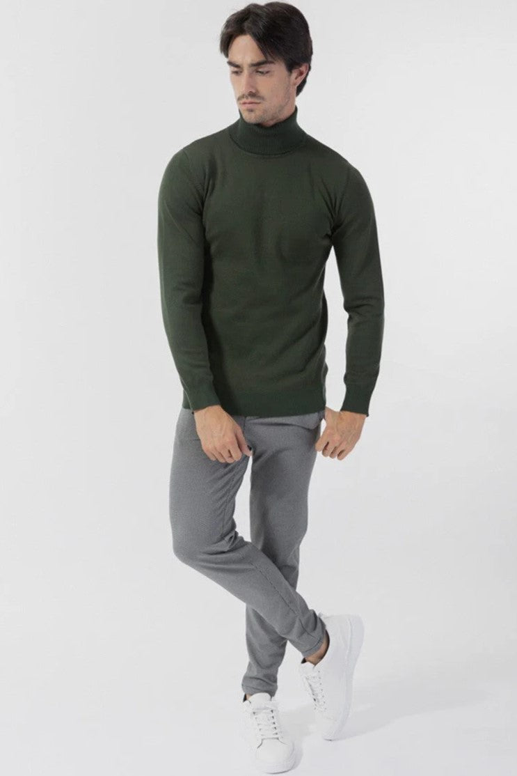 THE FERROL TURTLENECK