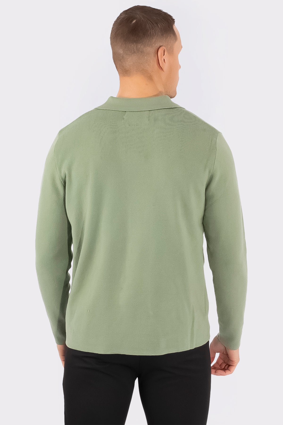 THE OSLO V-NECK SWEATER
