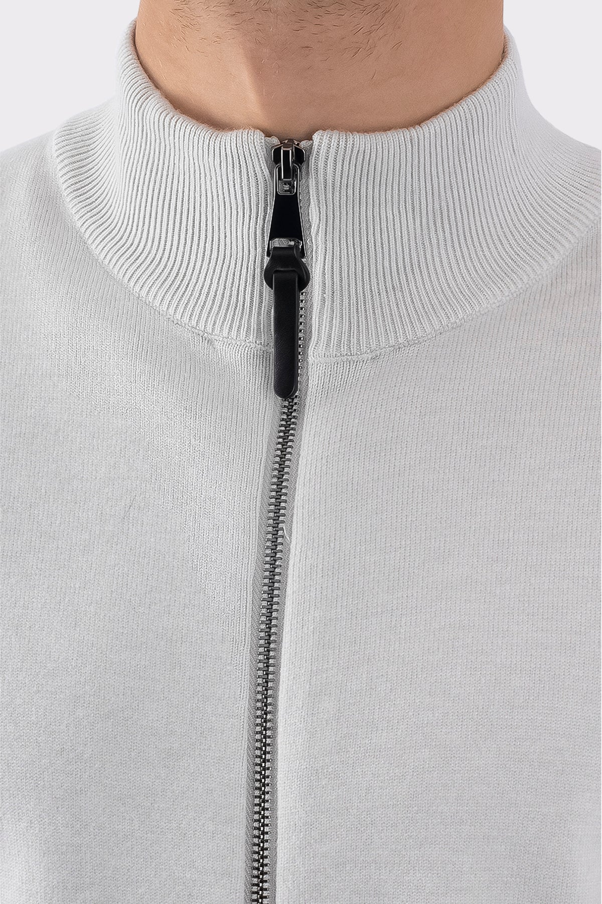 THE LEAON FULL ZIP SWEATER