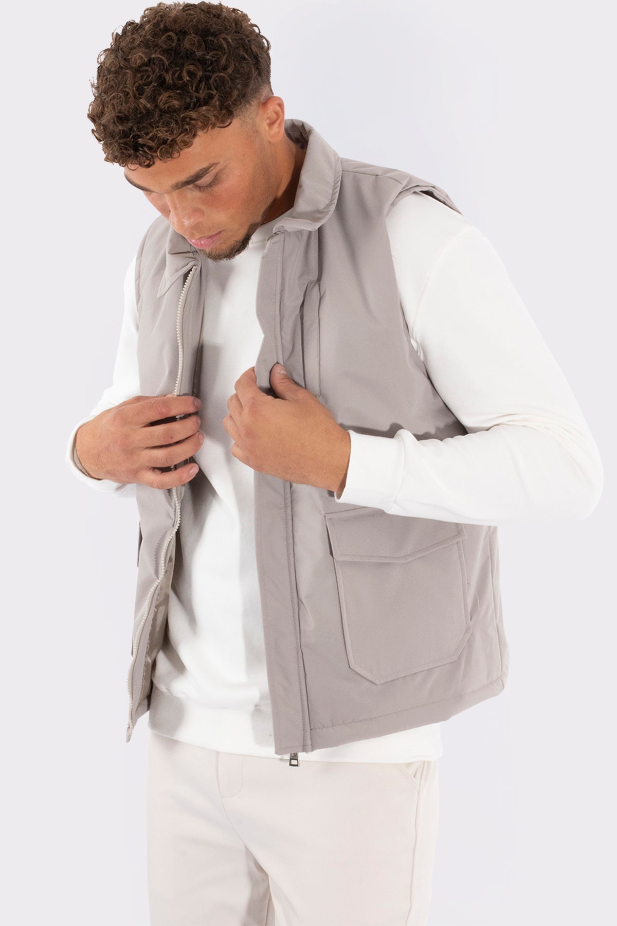 THE MONTARI GILET