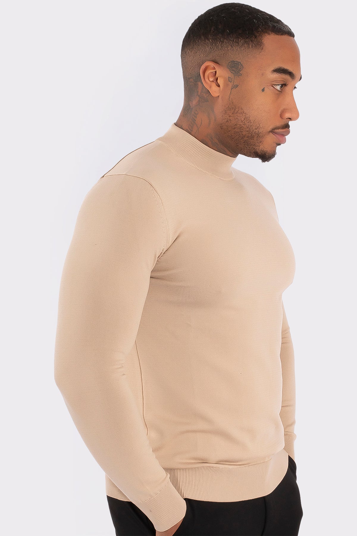 THE TORIVO HALF TURTLENECK
