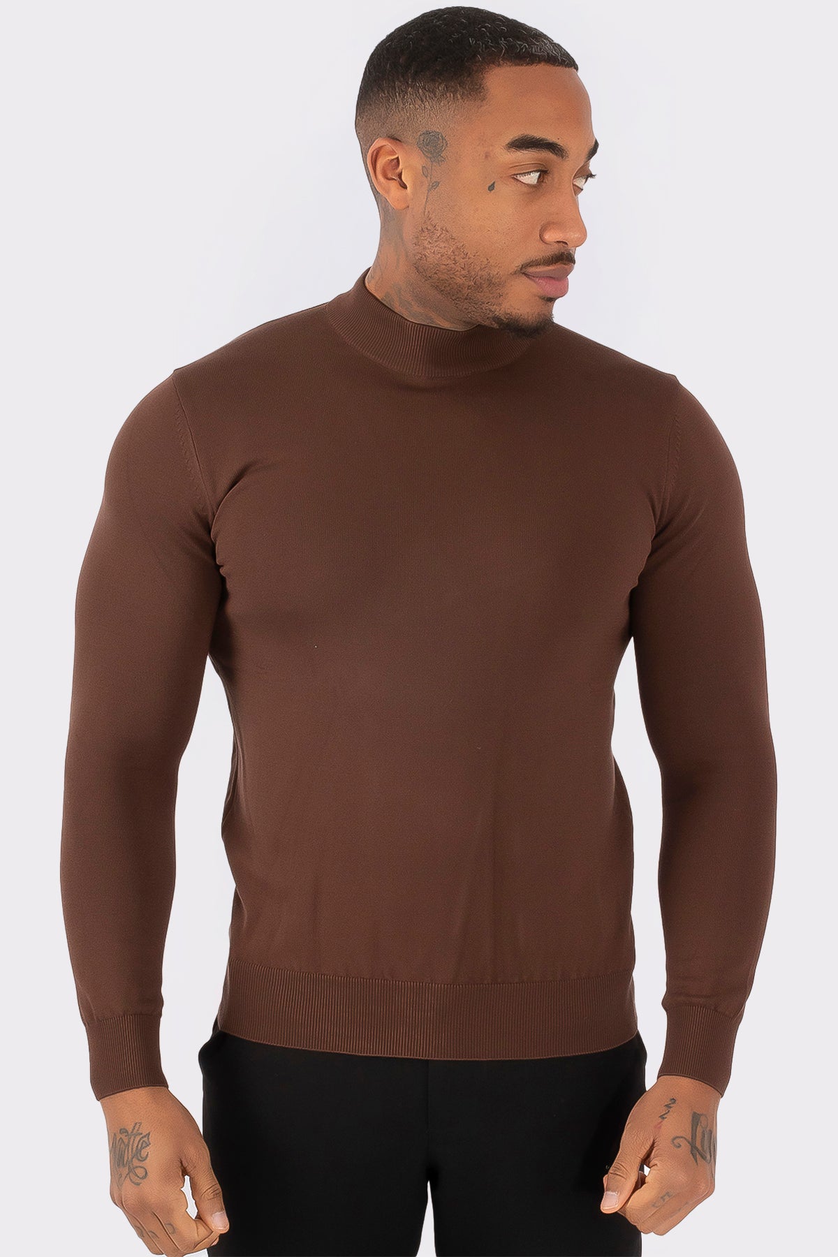 THE TORIVO HALF TURTLENECK