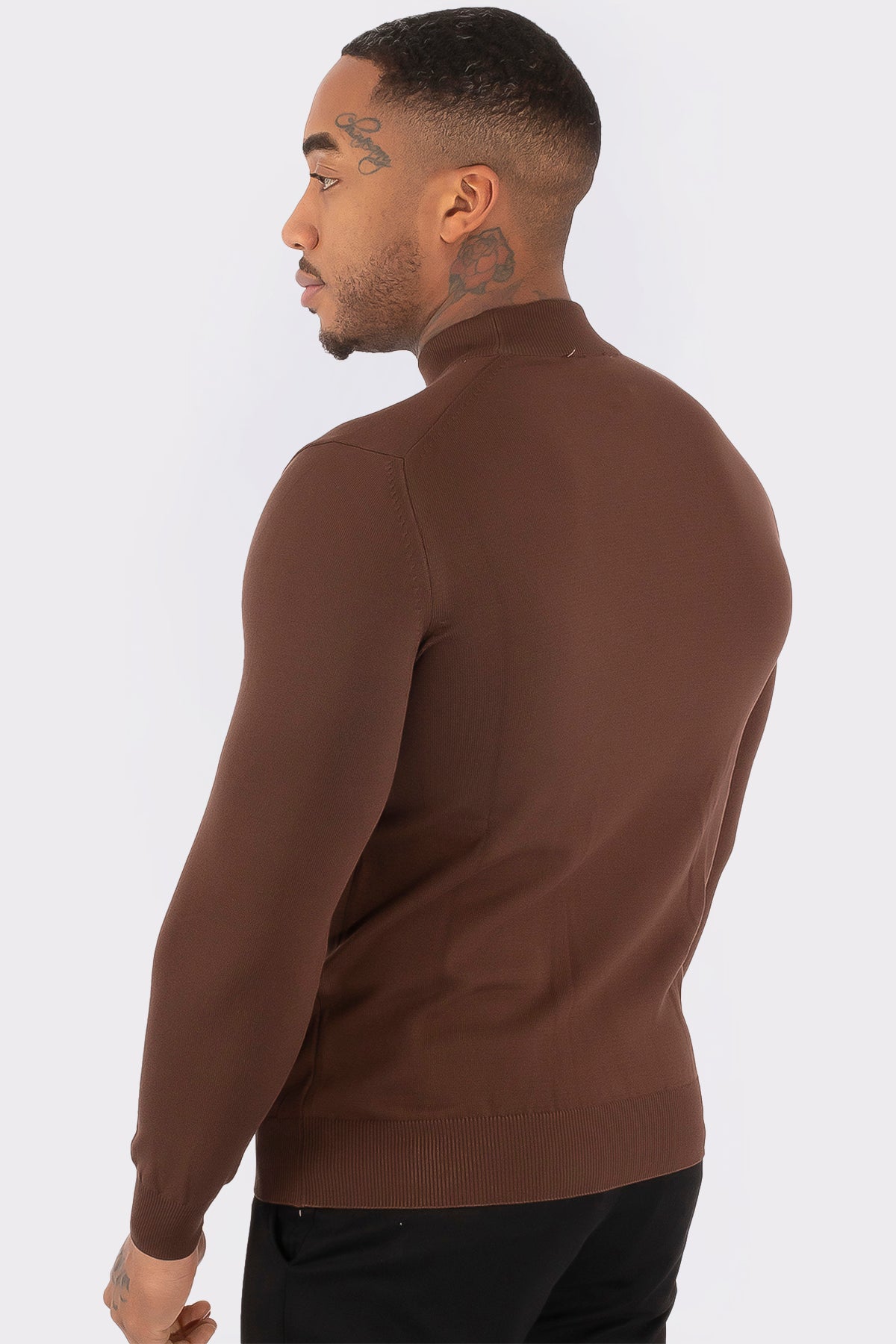 THE TORIVO HALF TURTLENECK