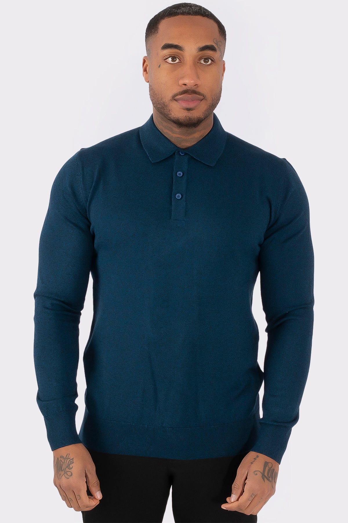 THE VICTOR LONGSLEEVE