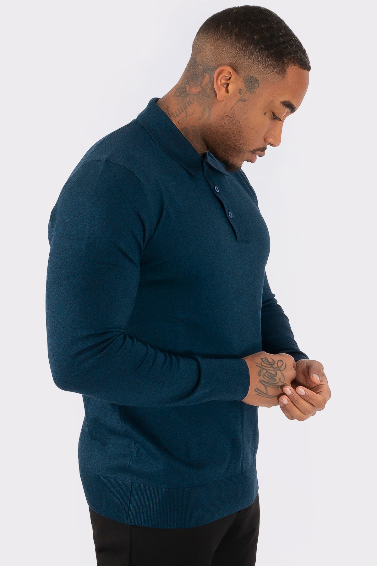 THE VICTOR LONGSLEEVE