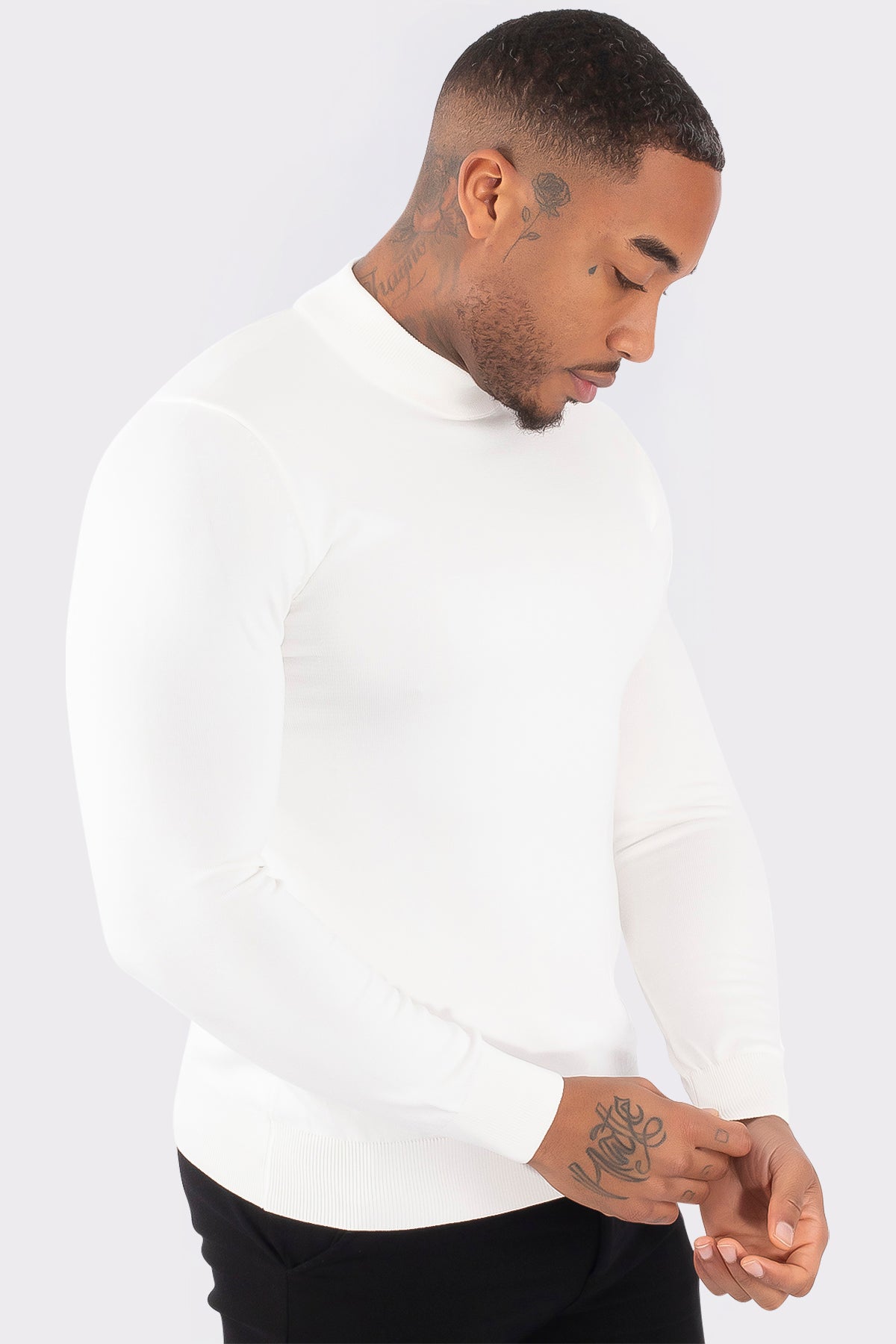 THE TORIVO HALF TURTLENECK