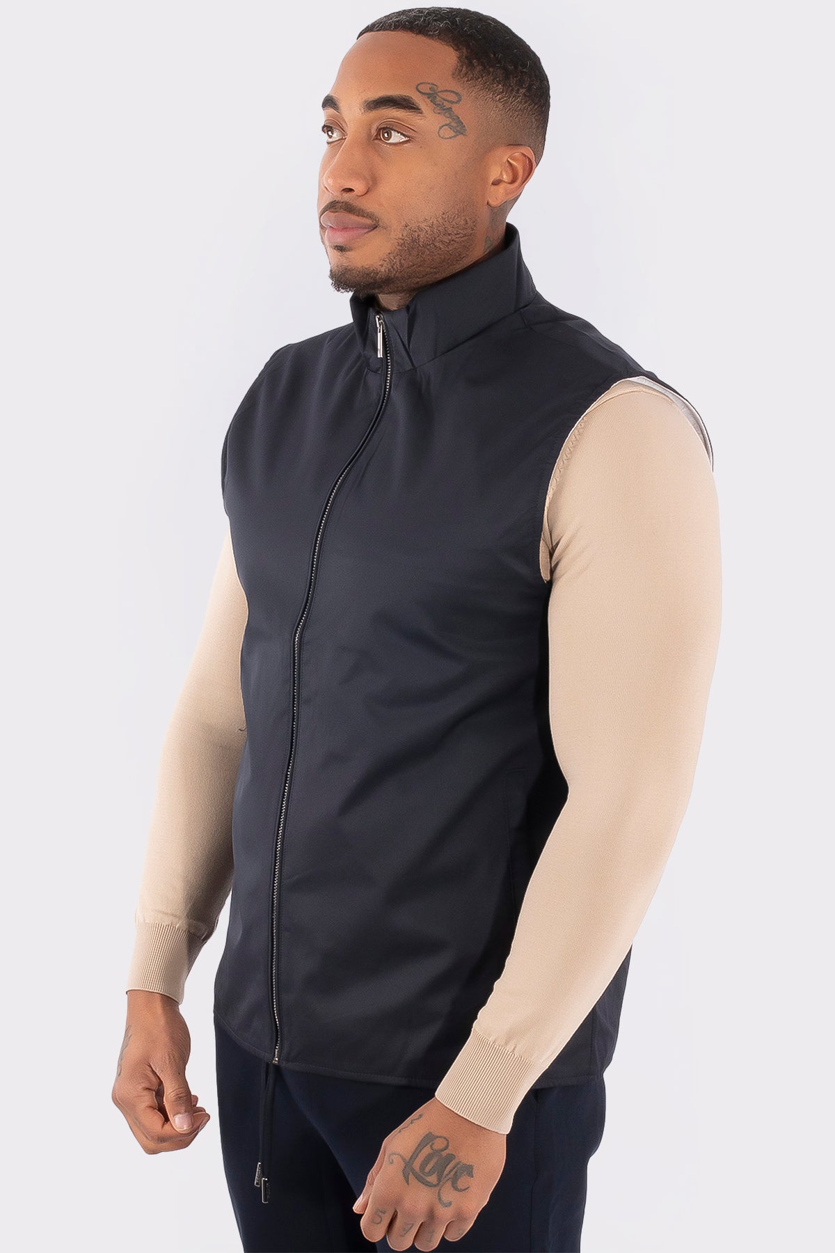 THE LEAON BODYWARMER
