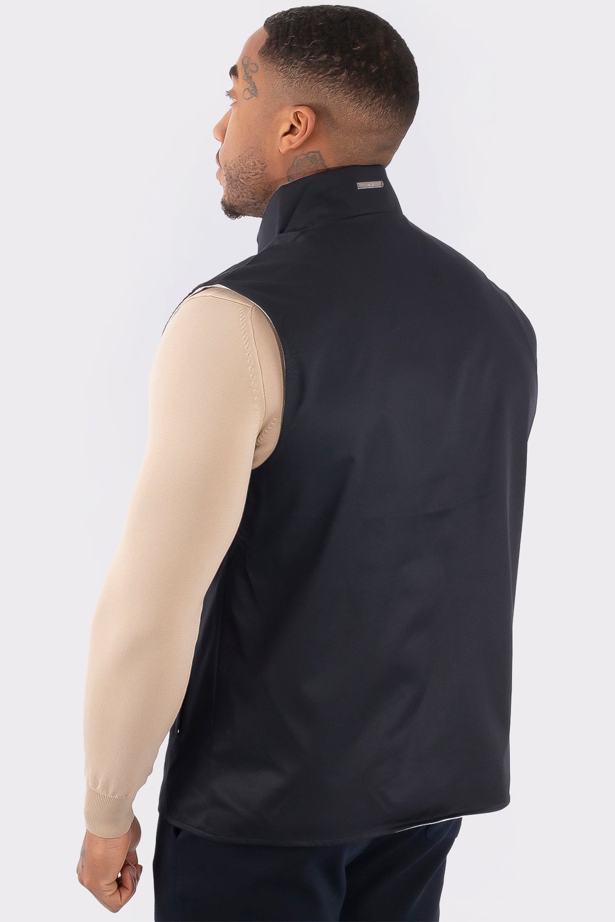 THE LEAON BODYWARMER