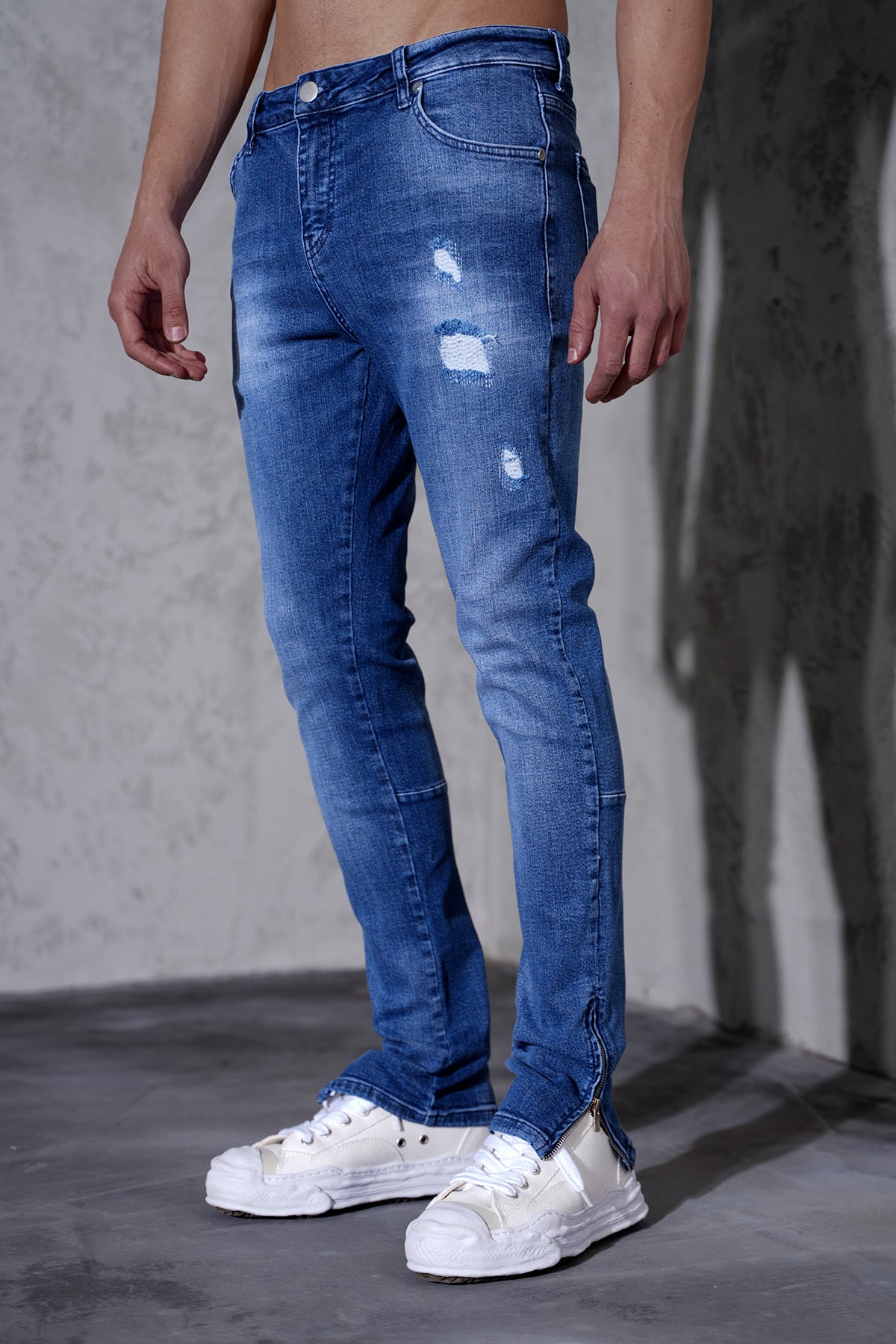 THE IKAO ZIPPED DENIM