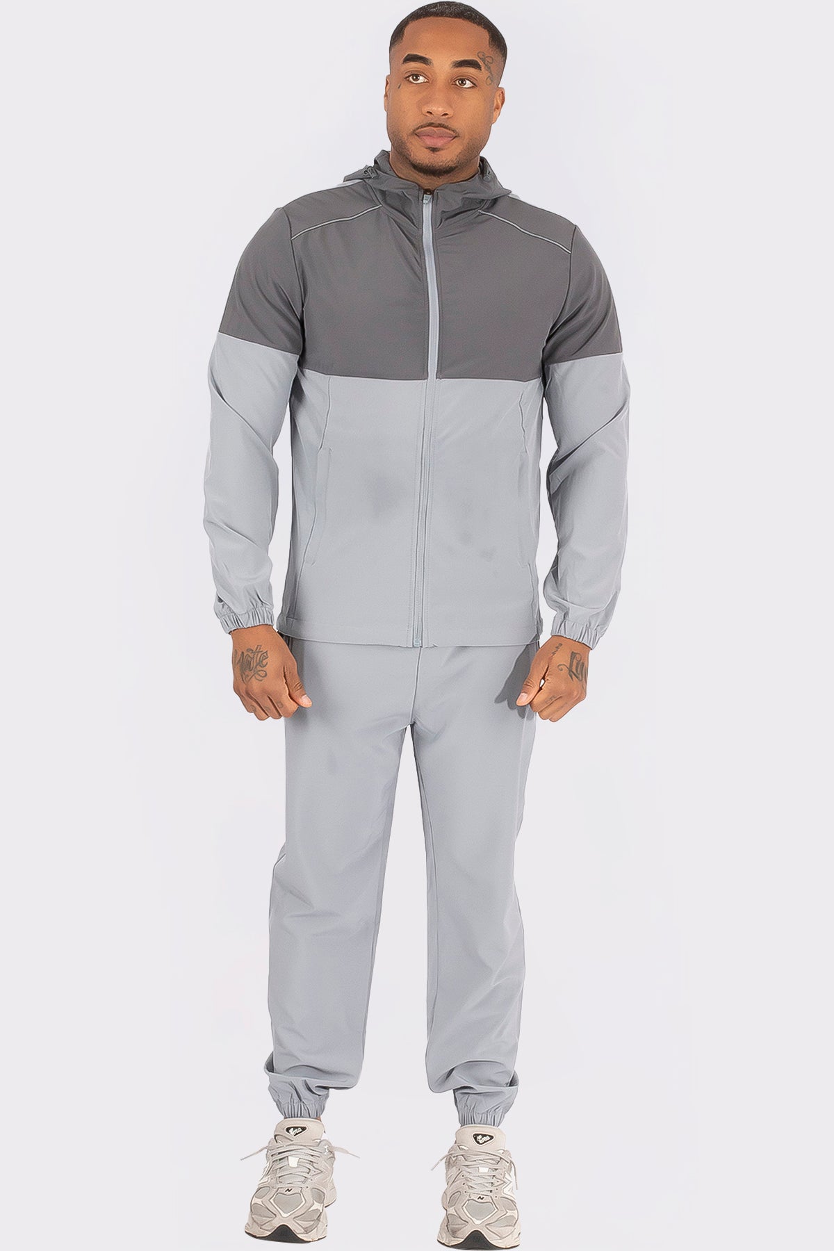 THE ALVERIO COMBISET