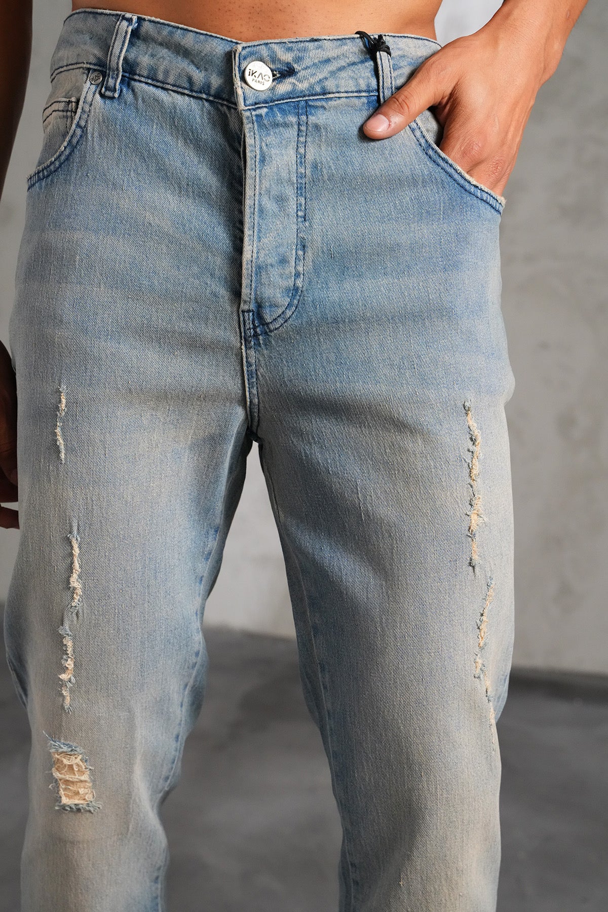 THE IKAO ZIPPED DENIM
