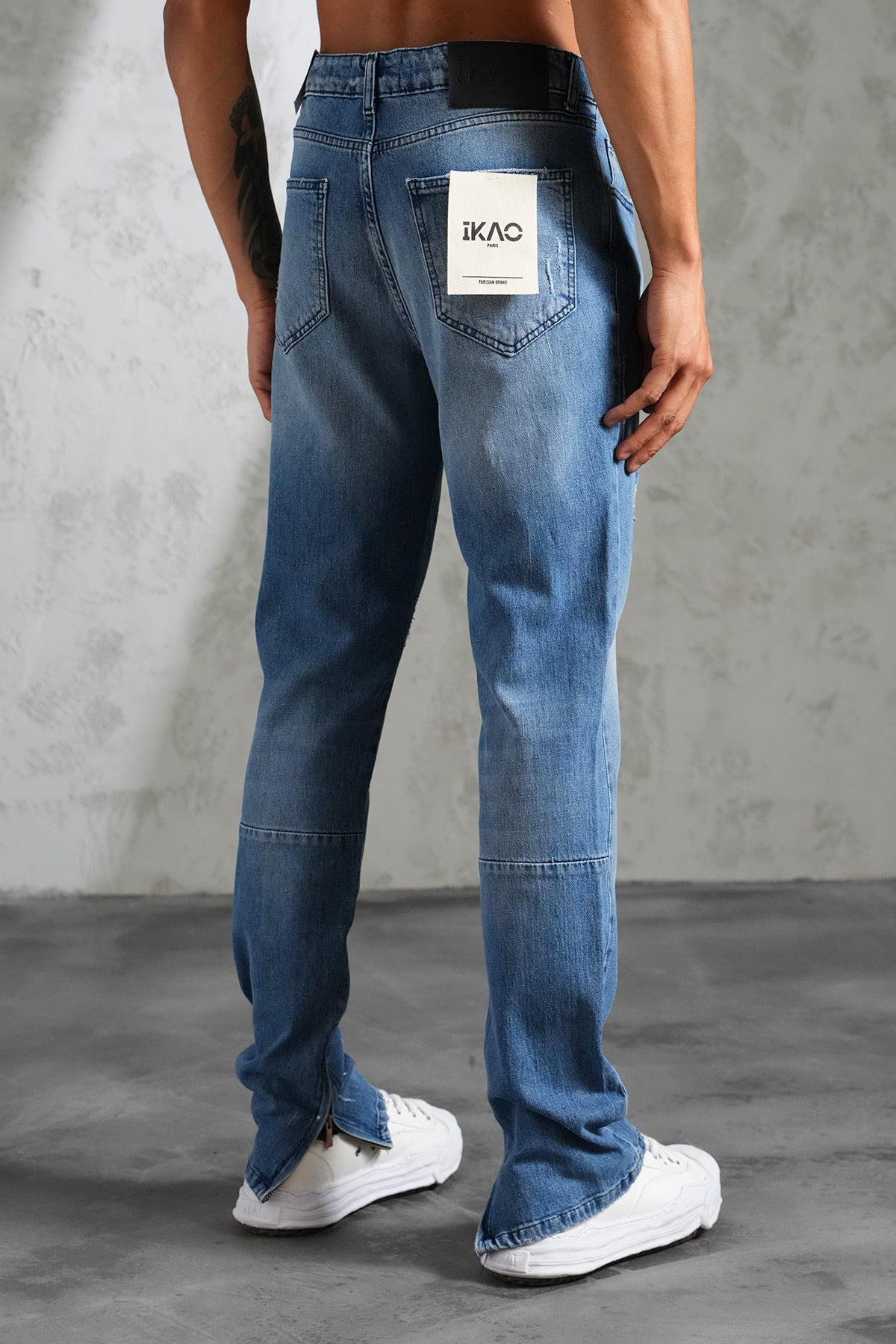 THE IKAO ZIPPED DENIM