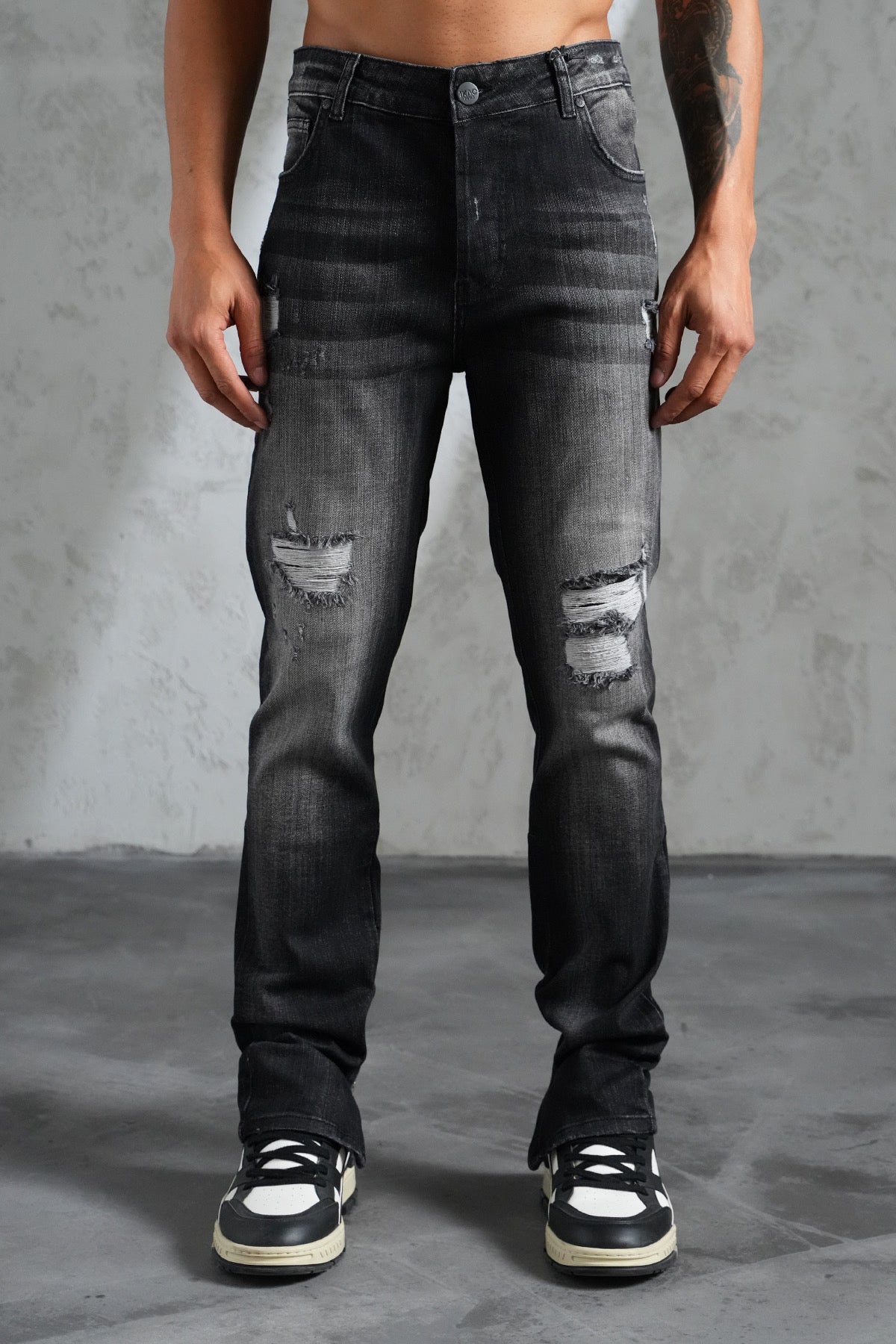 THE IKAO ZIPPED DENIM