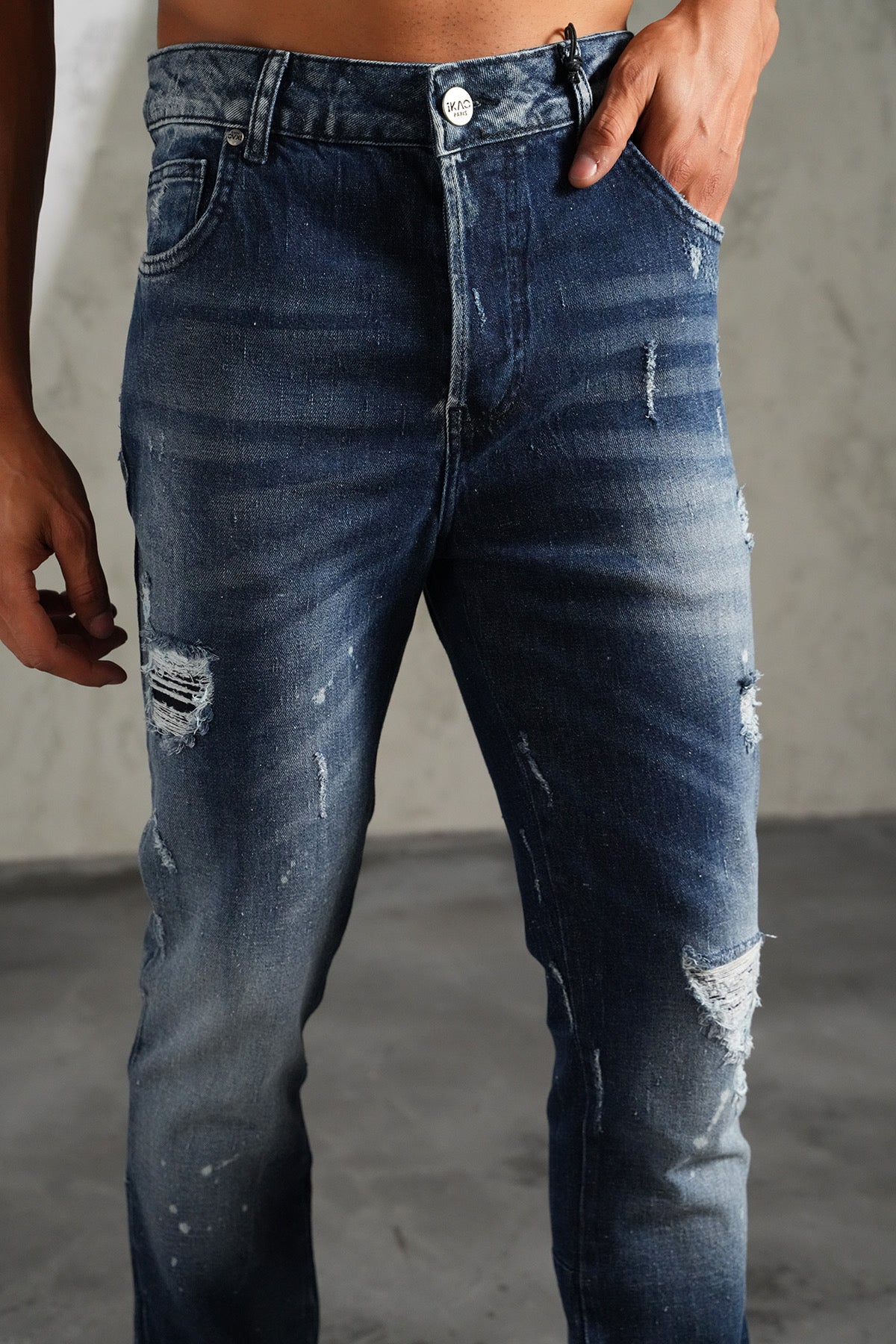 THE IKAO ZIPPED DENIM