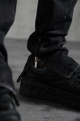 THE IKAO ZIPPED DENIM