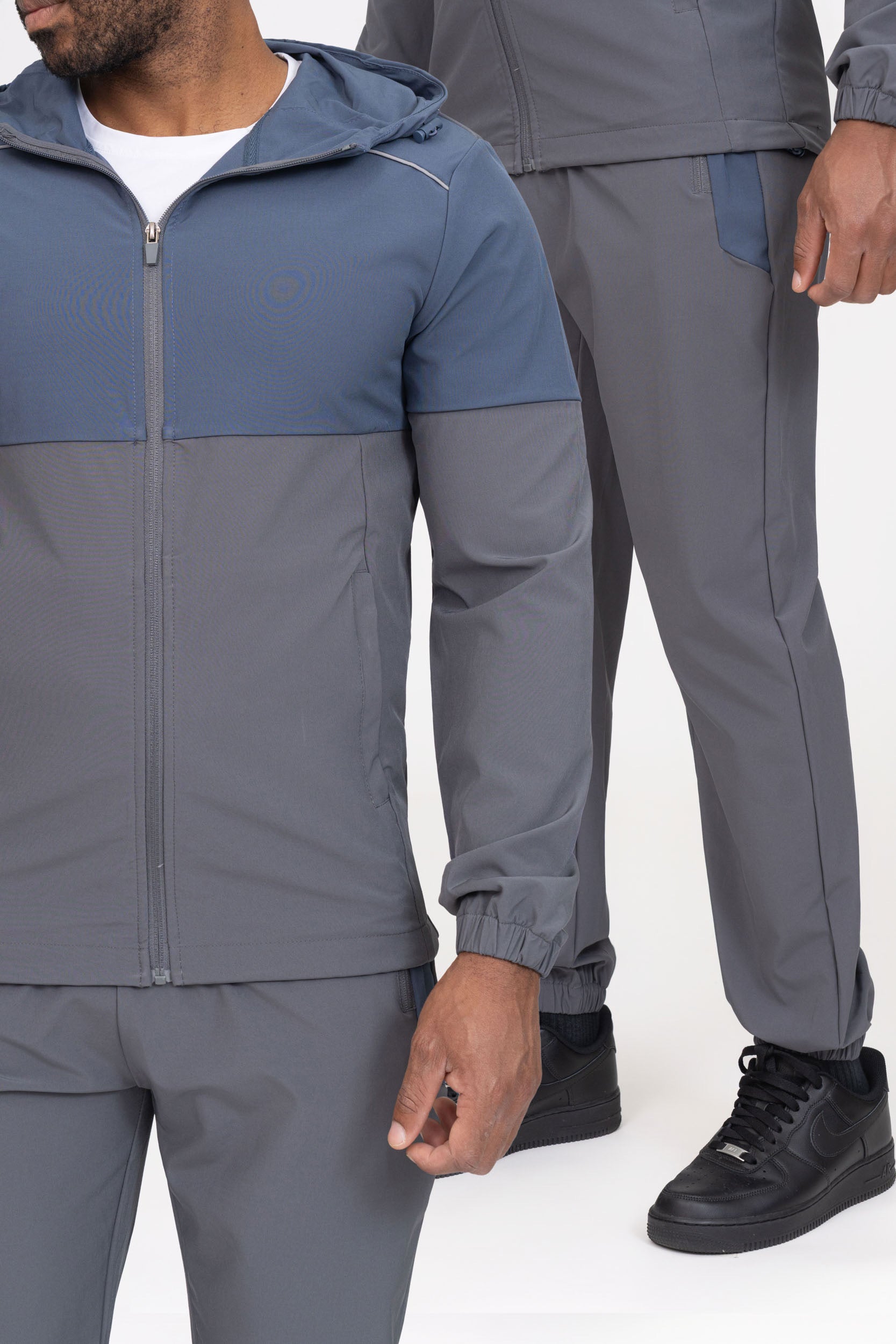 THE ALVERIO COMBISET