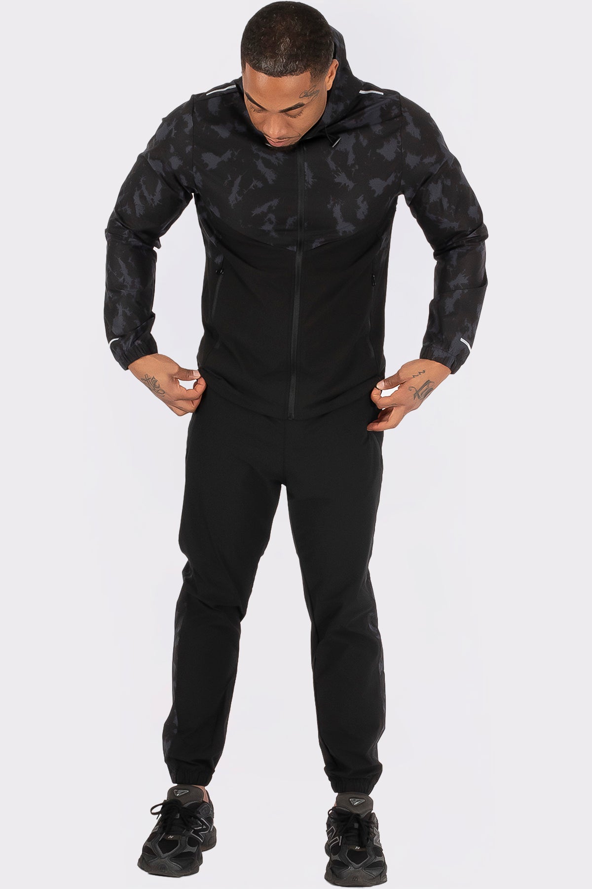 THE CAMOUFLAGE COMBISET