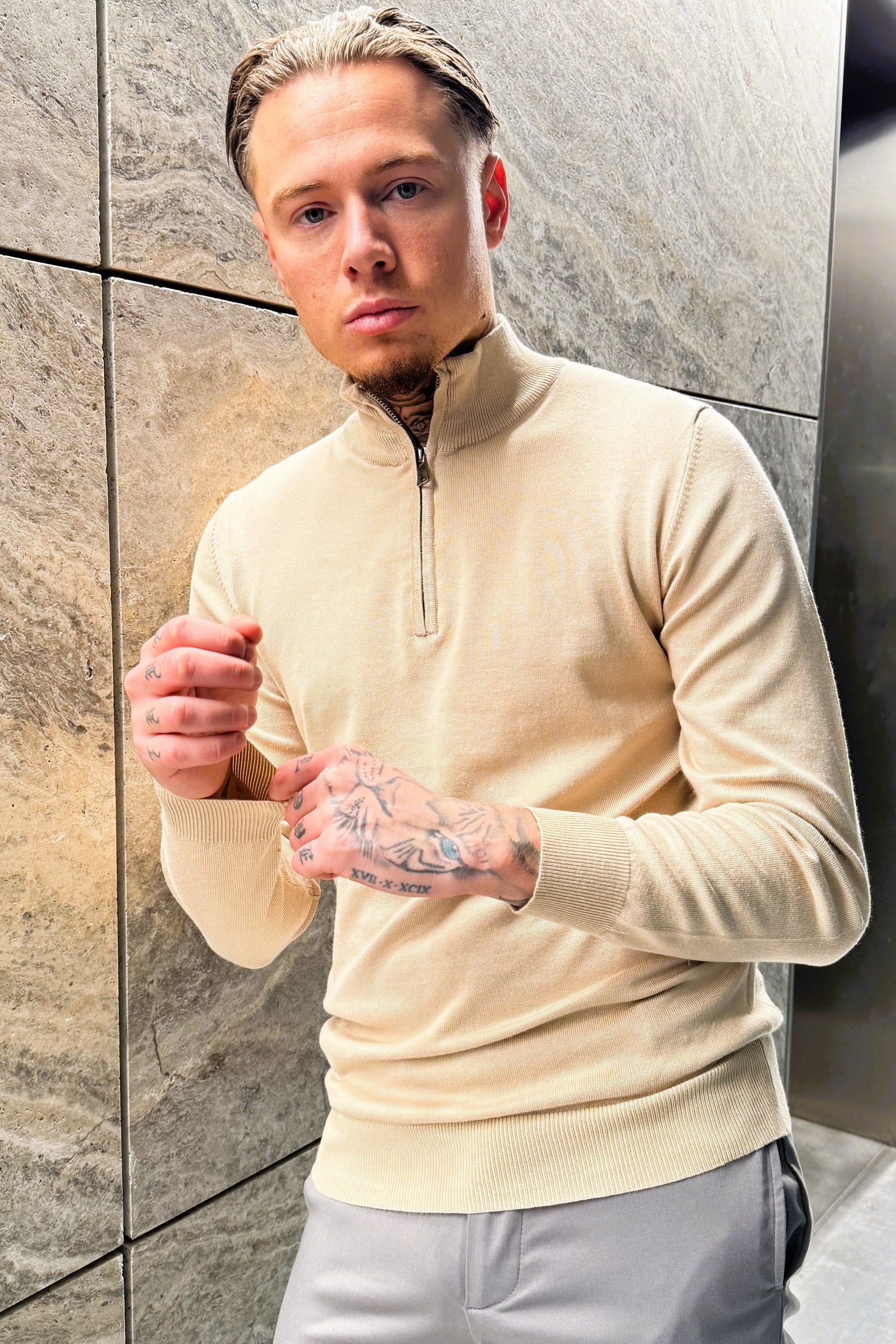 THE BARON ZIPPED TURTLENECK