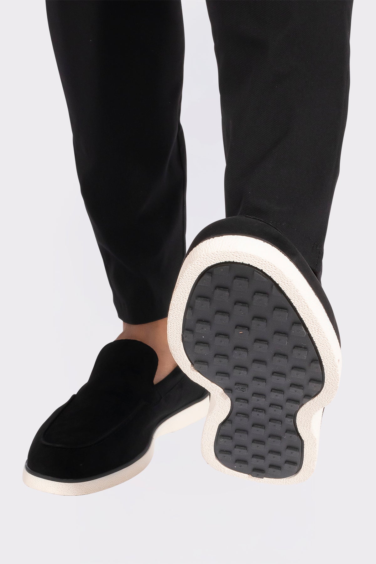 THE LAVERIO ESSENTIAL LOAFER
