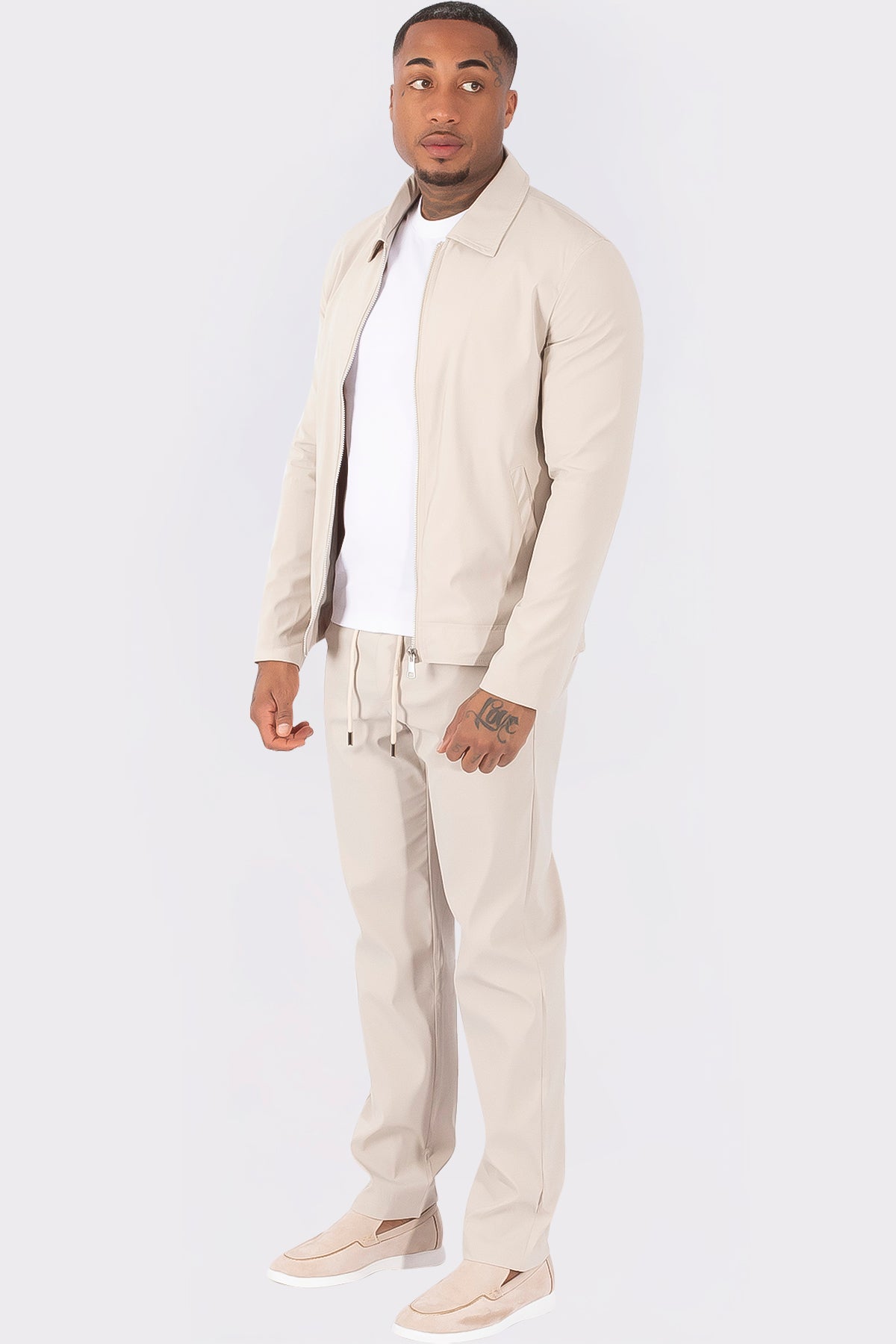 THE ZURICH TECH SUIT