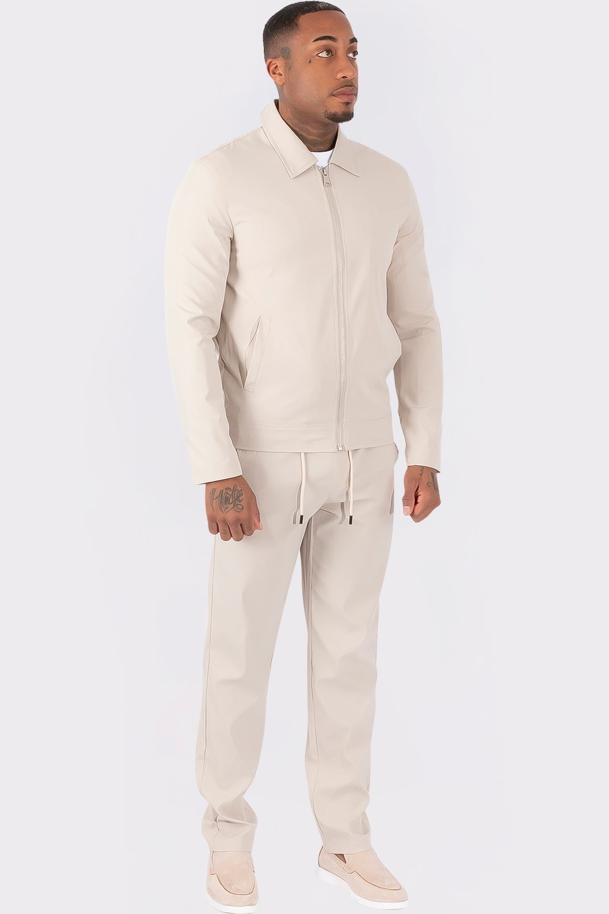 THE ZURICH TECH SUIT