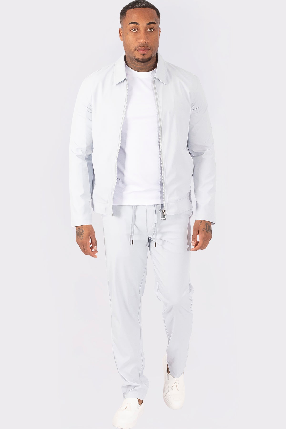 THE ZURICH TECH SUIT
