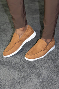 THE MONCLOVA ESSENTIAL LOAFER