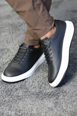 THE LYON SNEAKERS