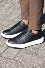 THE LYON SNEAKERS