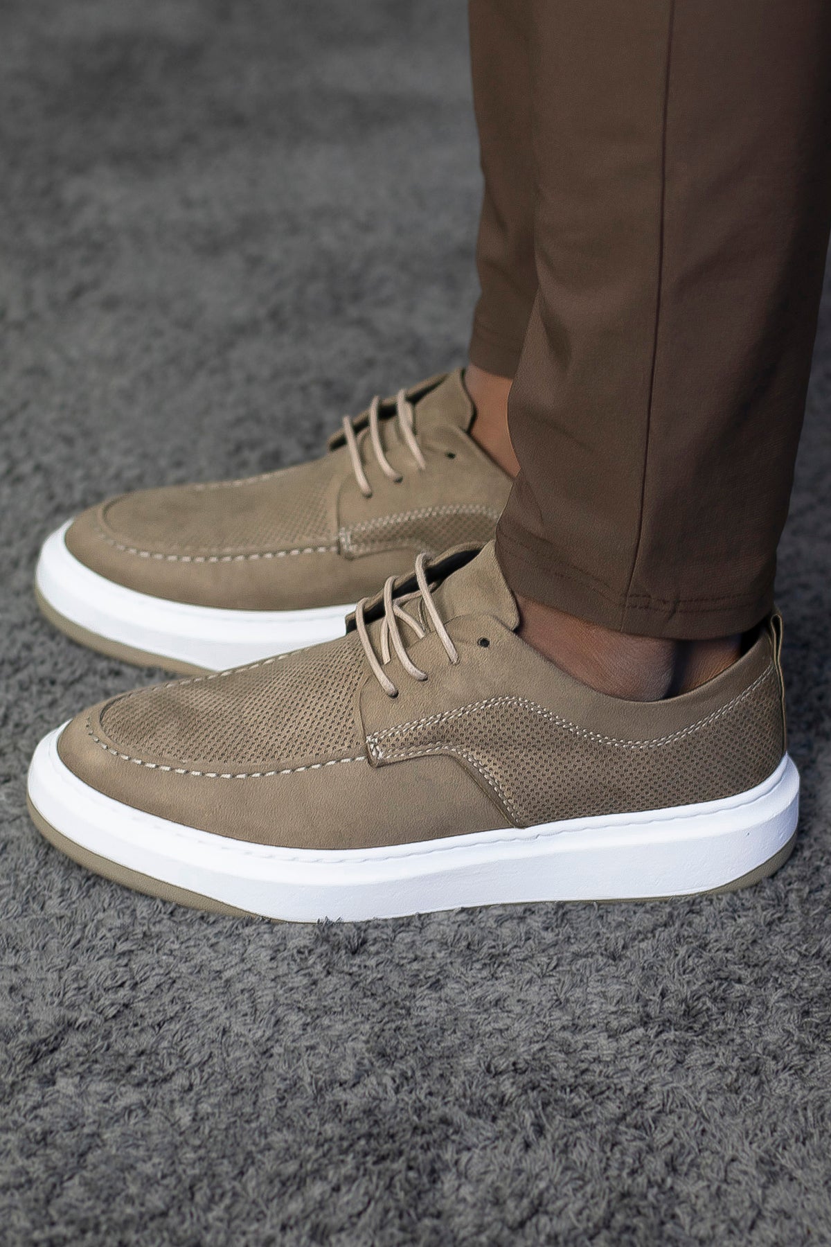 THE STOCKHOLM SNEAKERS