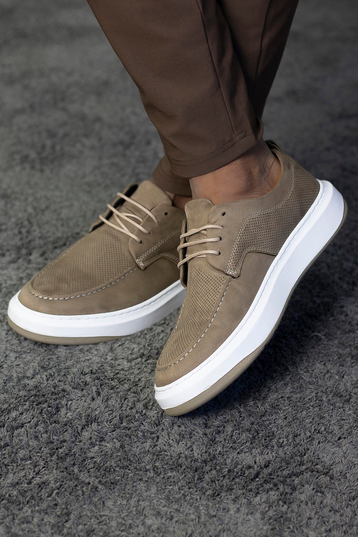 THE STOCKHOLM SNEAKERS