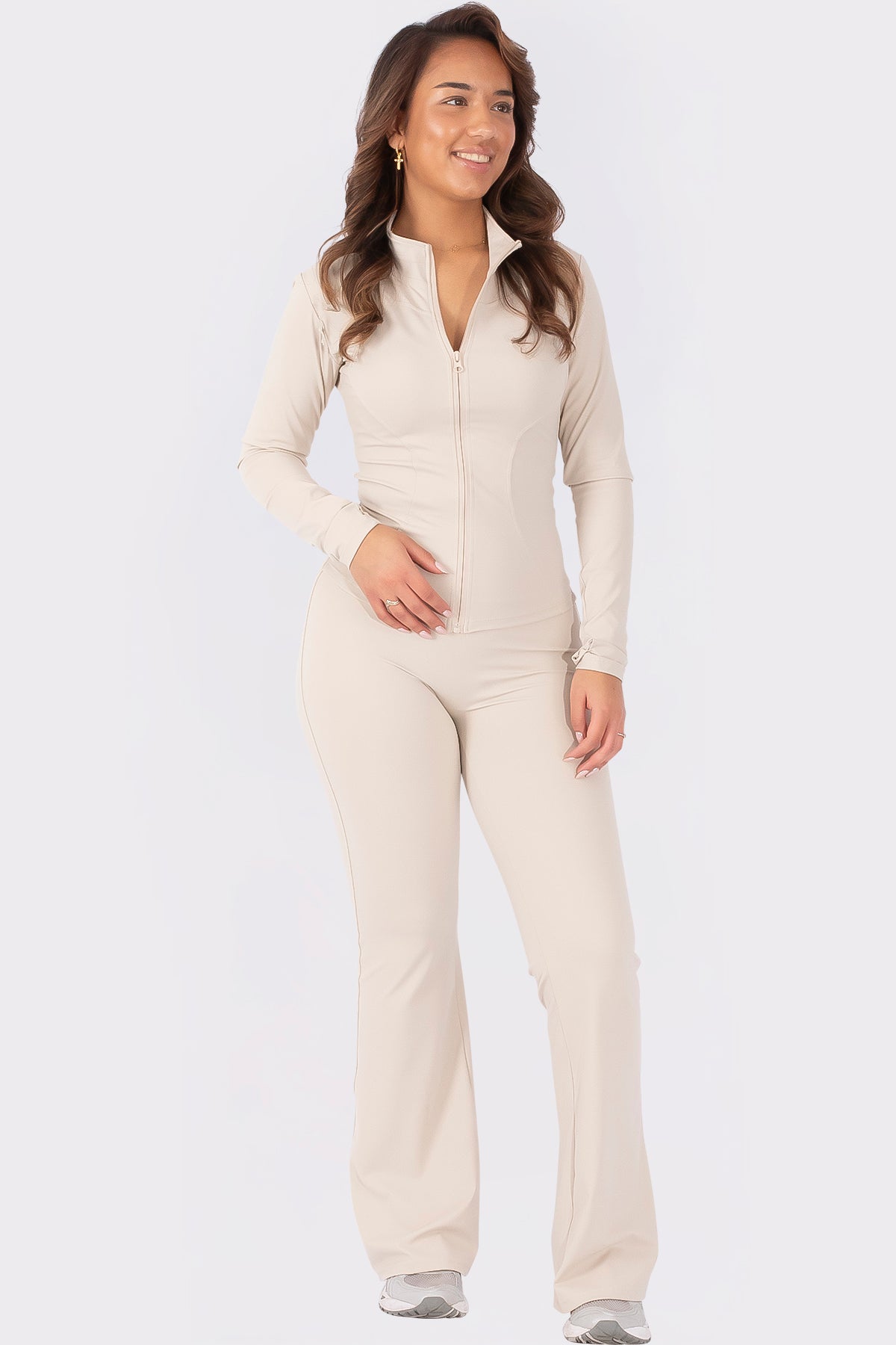 THE MERIDA TWO PIECE SET