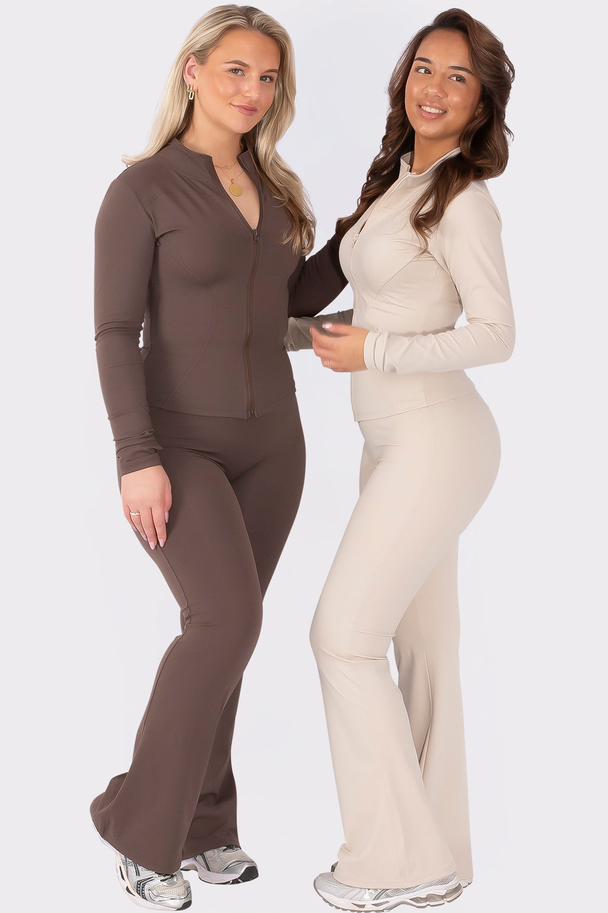 THE MERIDA TWO PIECE SET