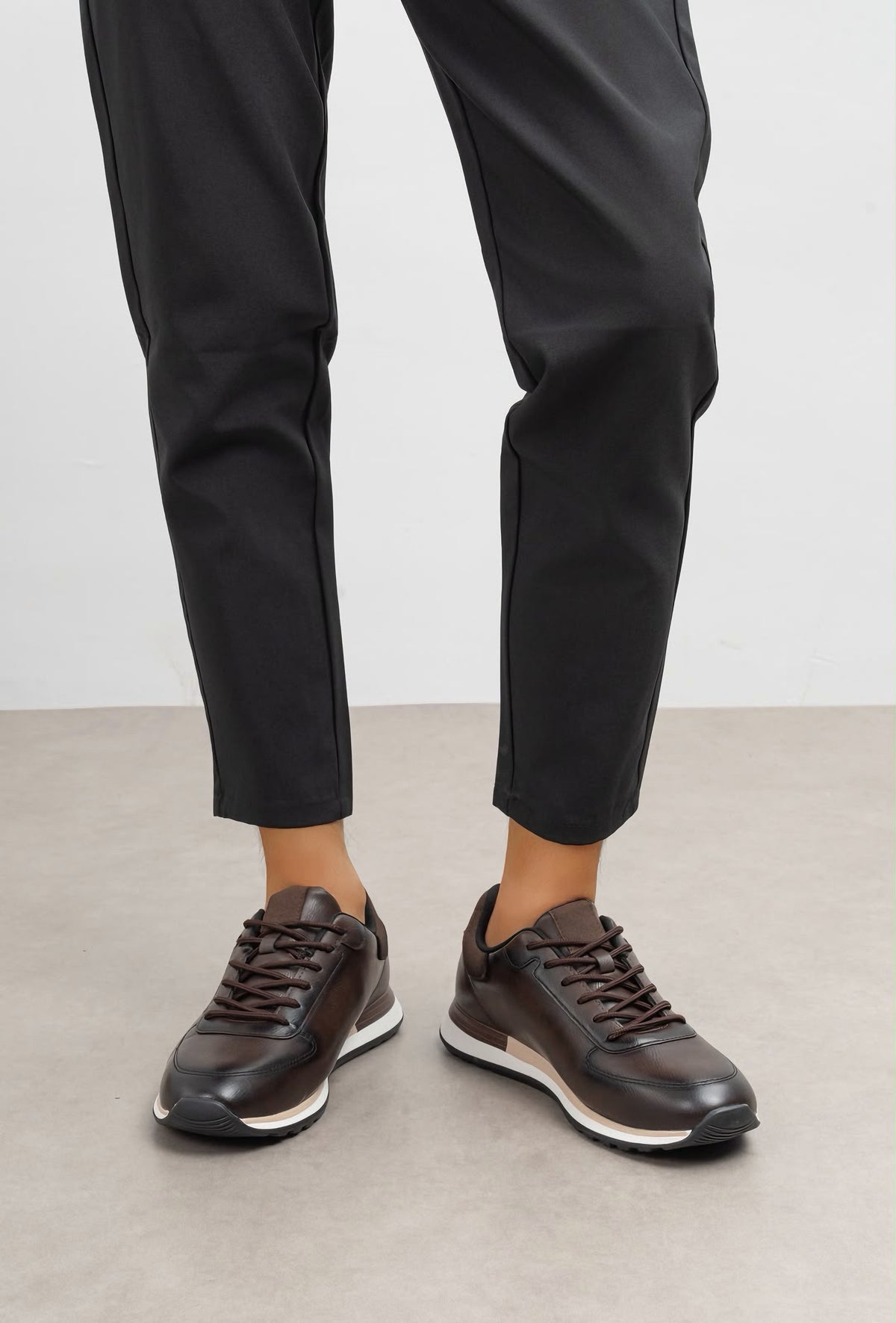 THE AURELIO SNEAKER