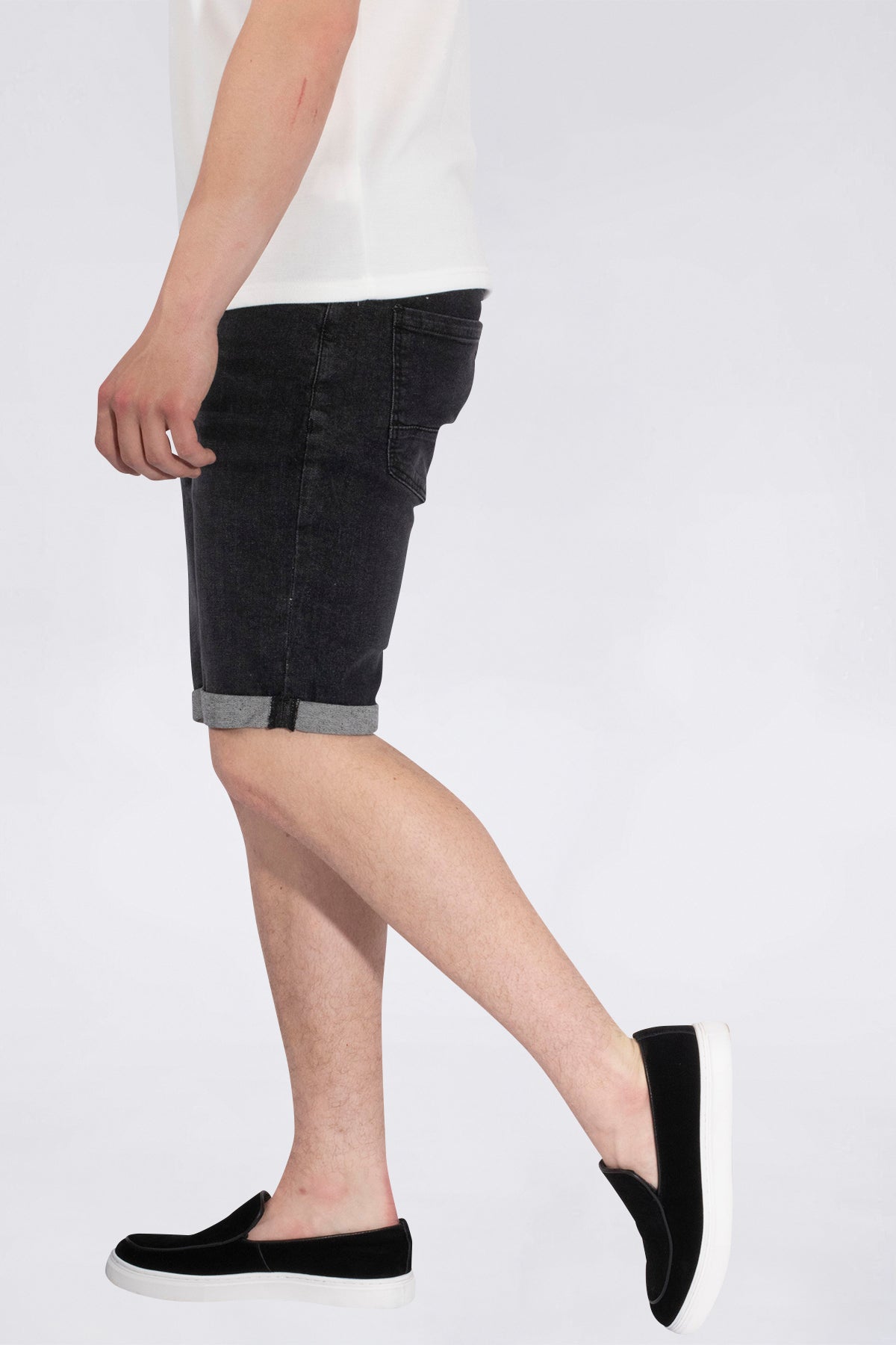 THE VICENZA SHORT JEANS
